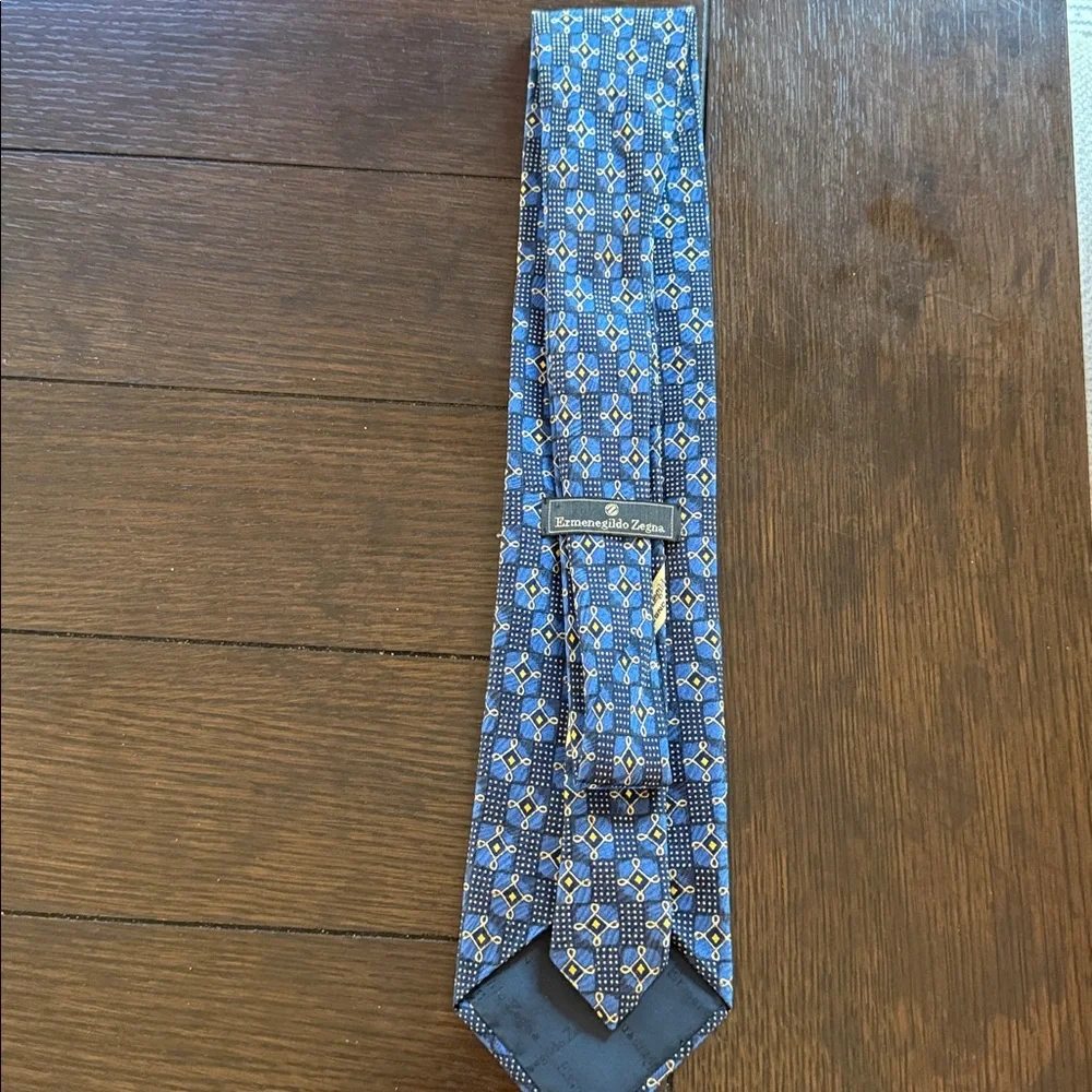 Ermengildo Zegna Vintage 90's Blue and Black Silk Tie